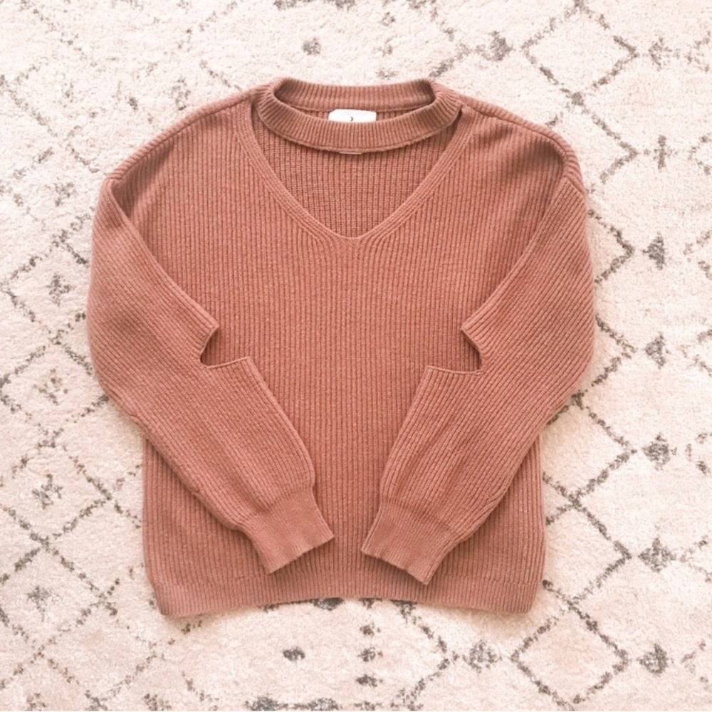 Anthropologie | Ruby Moon cut out V neck sweater